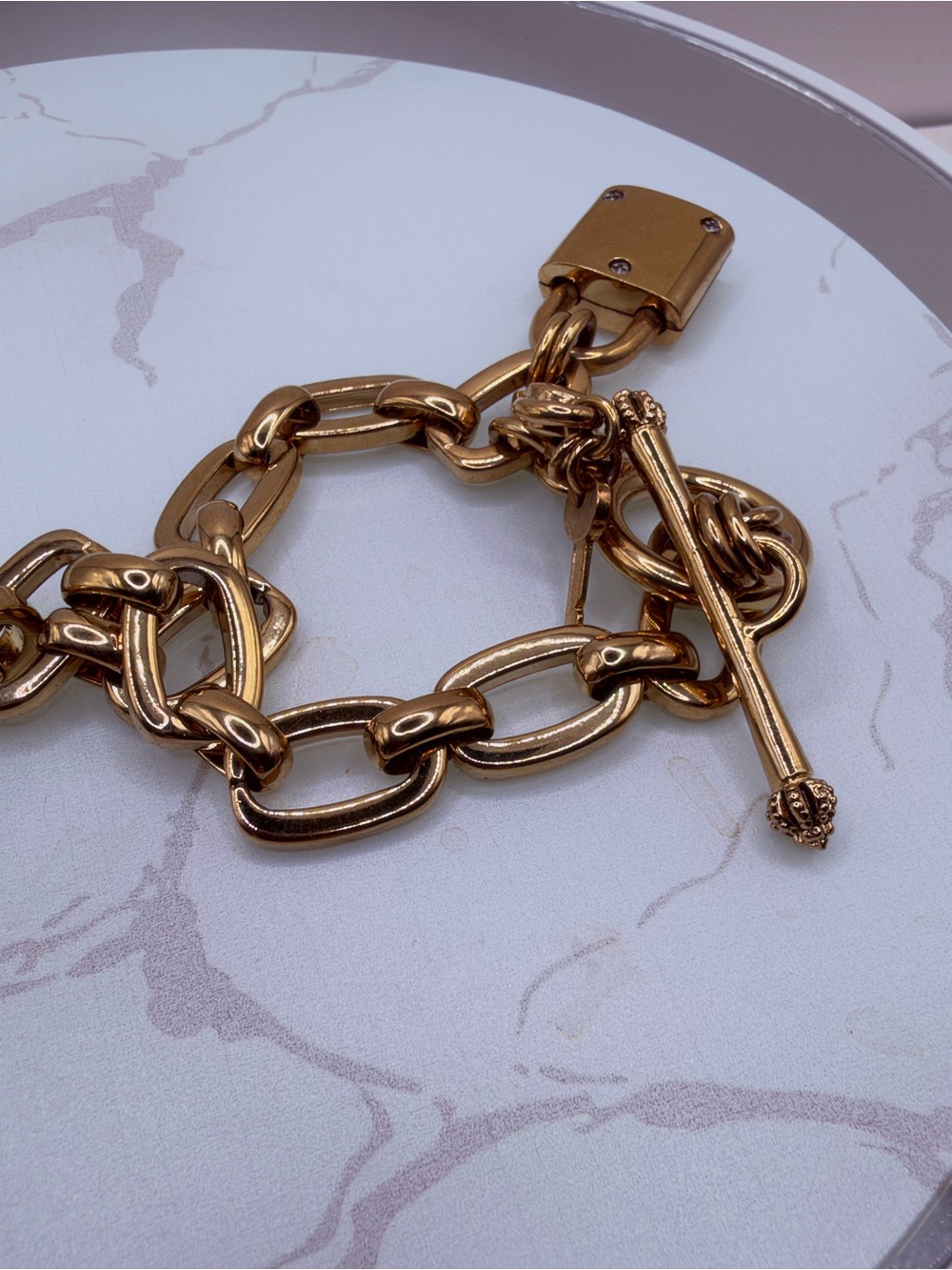 Juicy Couture Bracelet & Kissing Booth Charm!